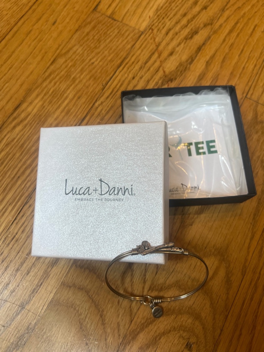 Luca + Danni golf bracelet. New with tags and box ♥️⛳️ - Picture 4 of 5